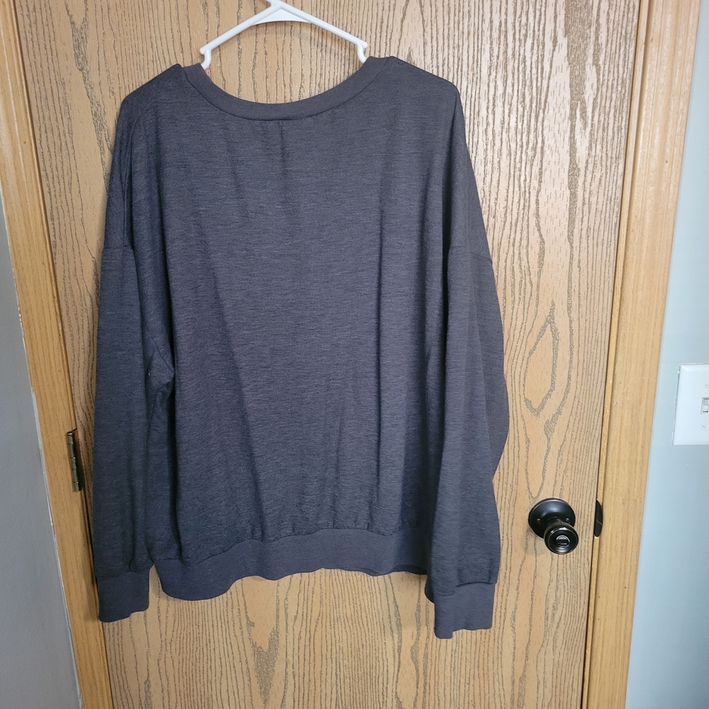 Gray Reebok Sweatshirt - Picture 4 of 4